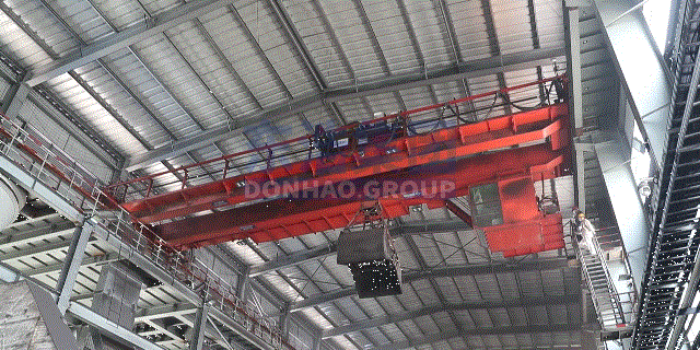 Unmanned grab crane